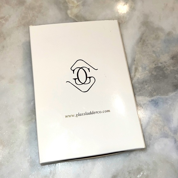 GLASS LADDER CO Katherine Tech
Organizer Roll-up Case in Honey Vegan
Leather - Picture 7 of 7